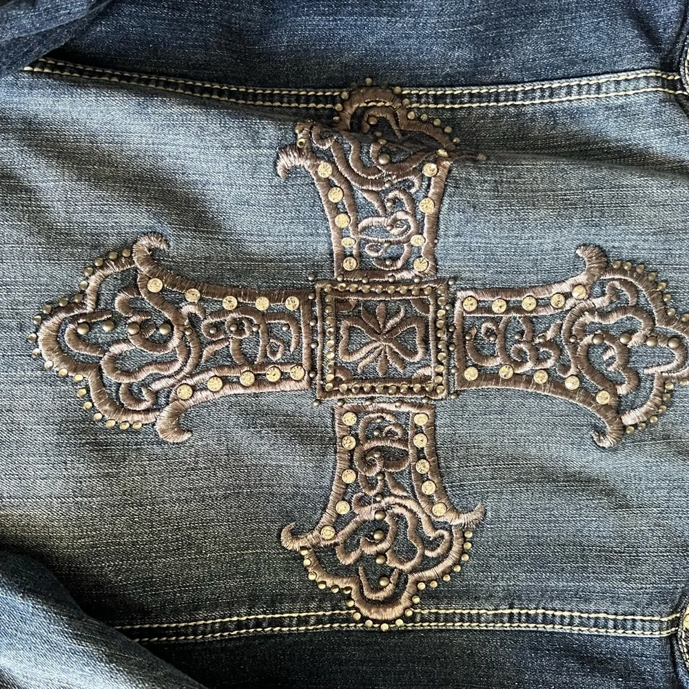 Jean Jacket - Picture 3 of 7